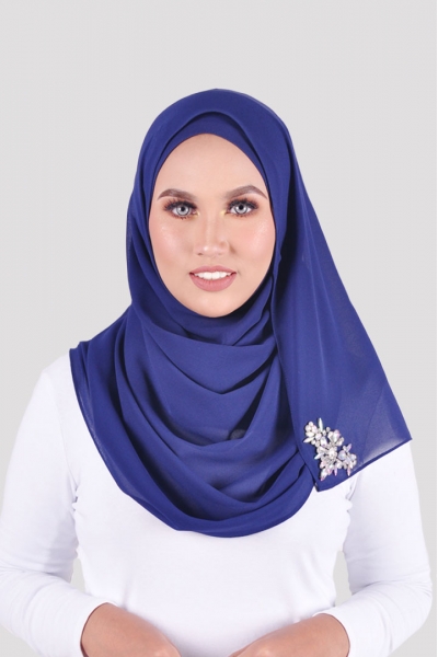 BEYONCE SHAWL - BLACK IRIS